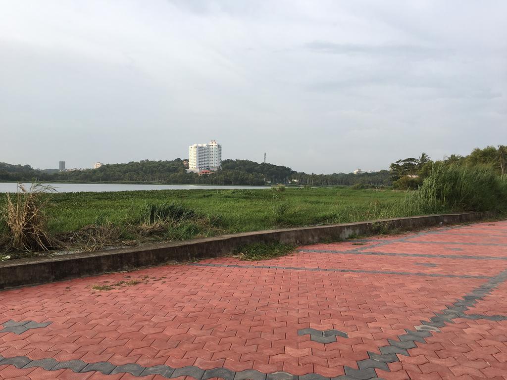 Rams Guest House Near Lulu Mall Thiruvananthapuram Extérieur photo
